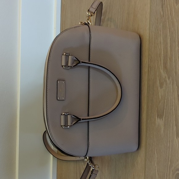 AUTHENTIC Kate Spade Tote - Picture 1 of 4